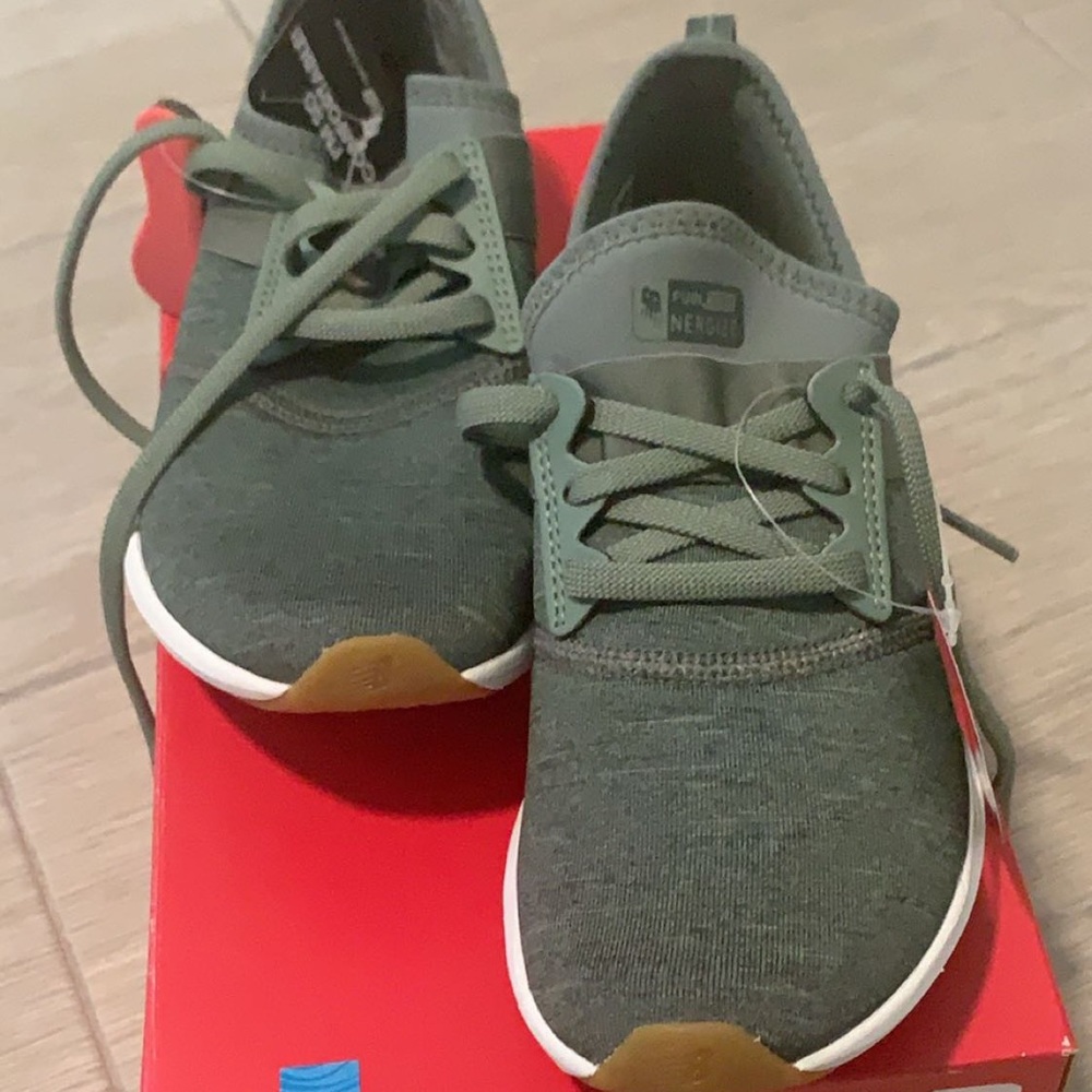 NWT Women’s New Balance Athletic Shoes